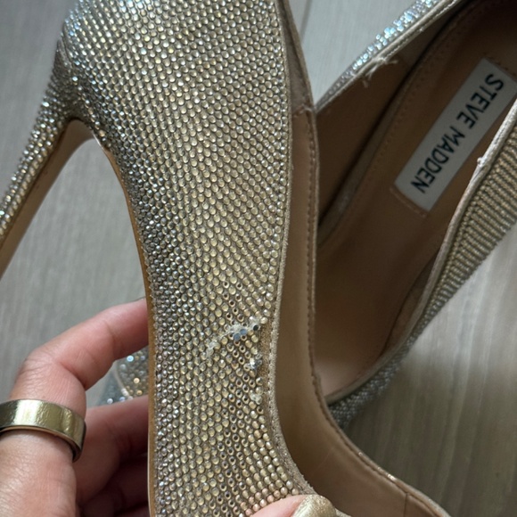 Steve Madden Gold Rhinestone Platform Heels Size 8M Sparkly Pumps - Picture 6 of 8